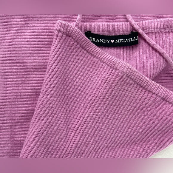 Brandy Melville,‎ 3 crop top tanks. pink, Grey, Blue + White. All One size - Picture 6 of 12